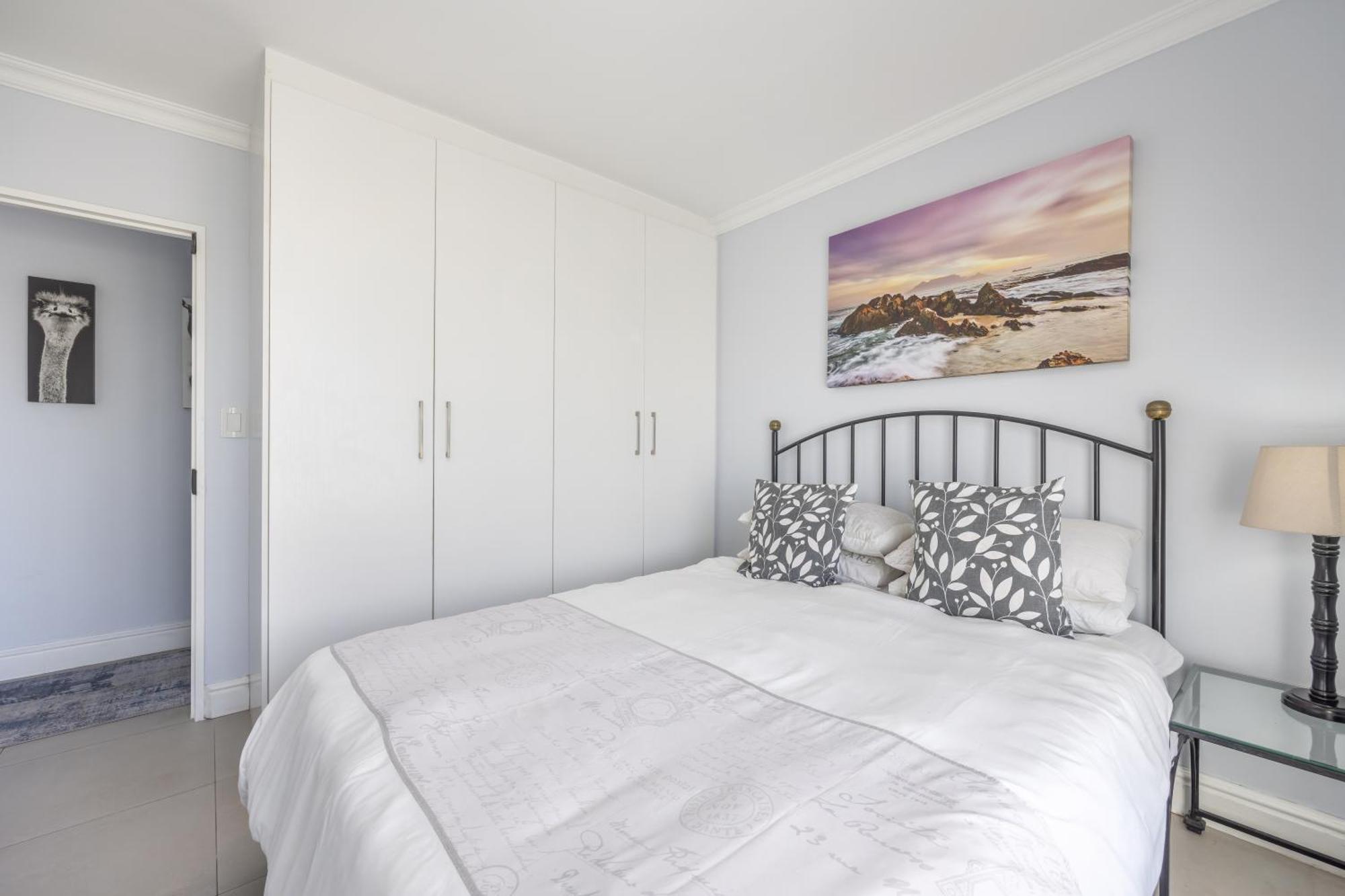 Oceanview Holiday Accommodation Bloubergstrand Exterior photo